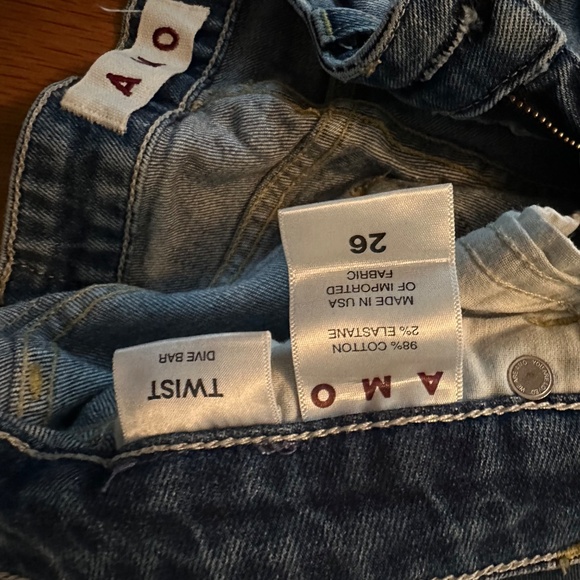 Amo Twist ankle length jeans - Picture 9 of 9